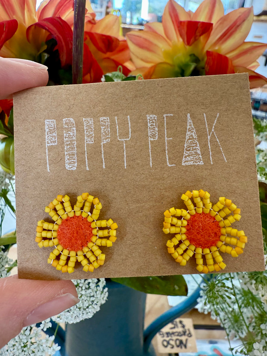 Poppy Peak - Flower Stud Earrings