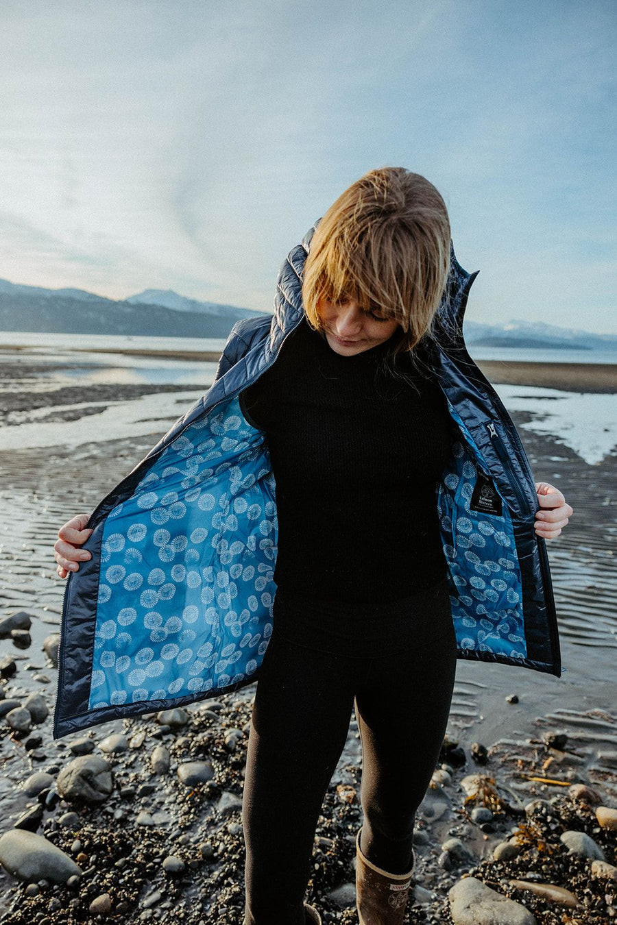 SKHOOP x Salmon Sisters - Limpet Vest (Navy)
