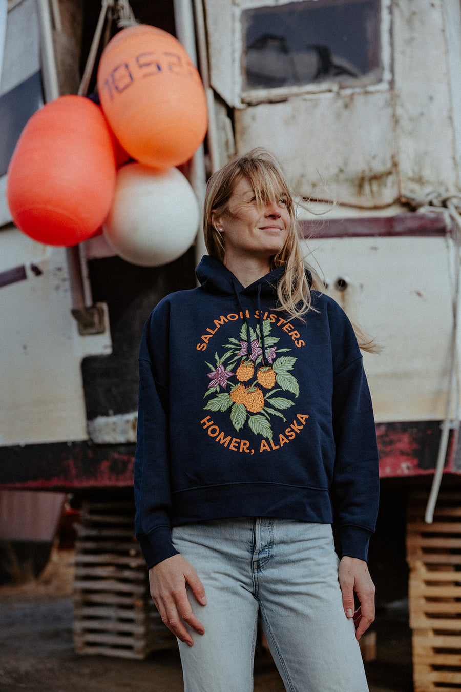 Salmonberry Women's Pullover Hoodie (Navy) – Salmon Sisters