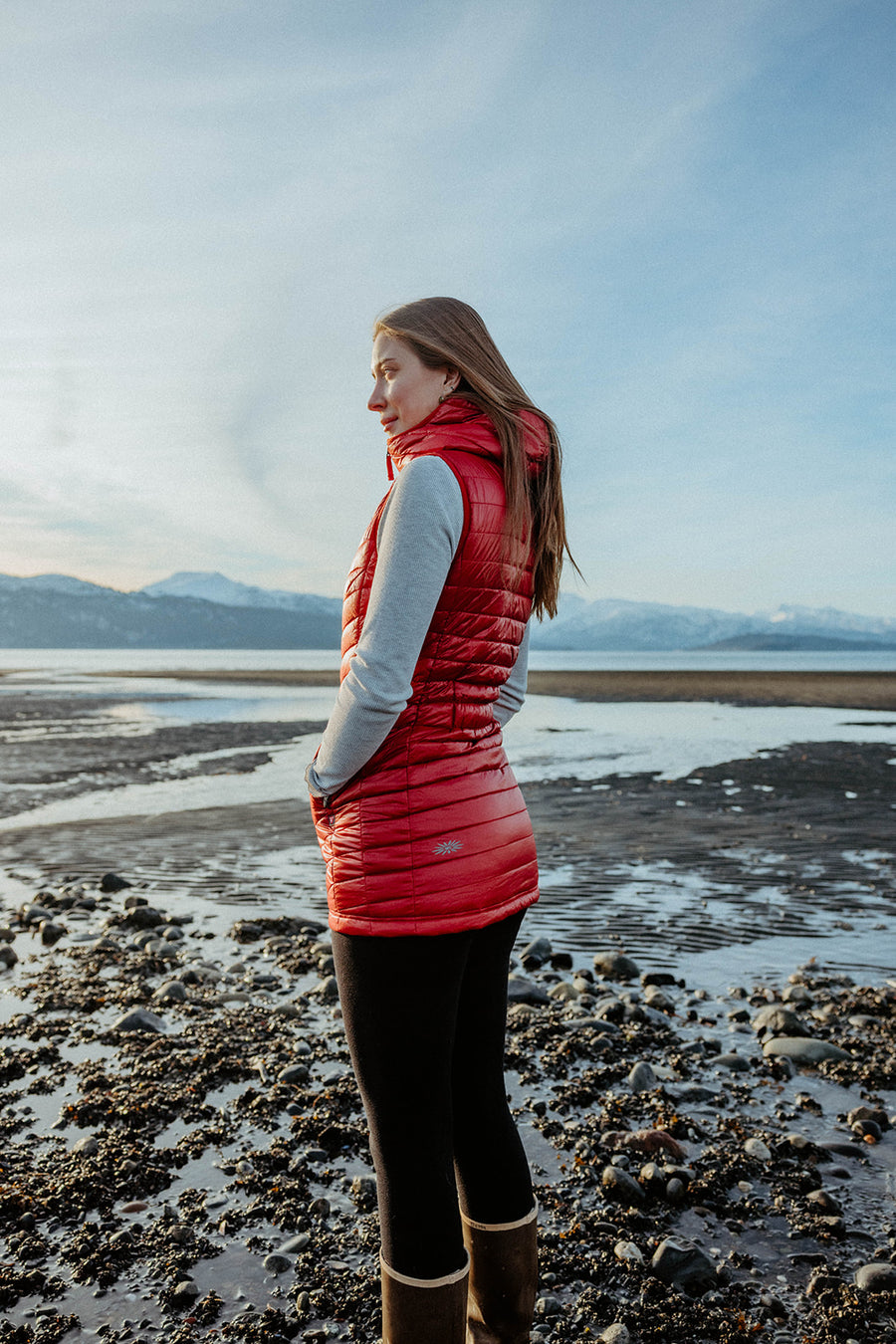 SKHOOP x Salmon Sisters - Sockeye Vest (Red Granite)