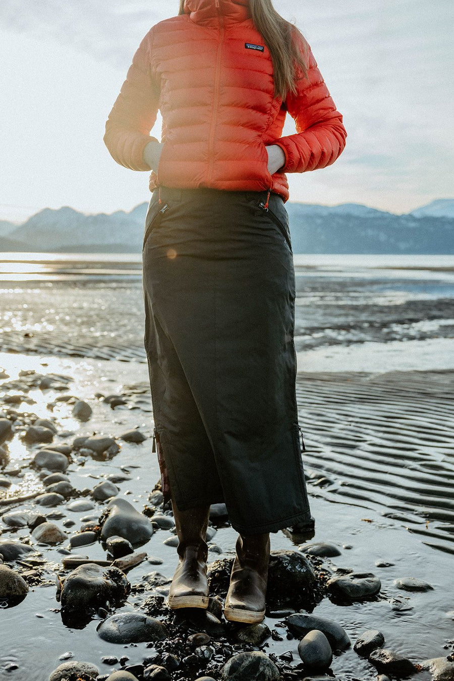 SKHOOP x Salmon Sisters - Original Skirt (Black)