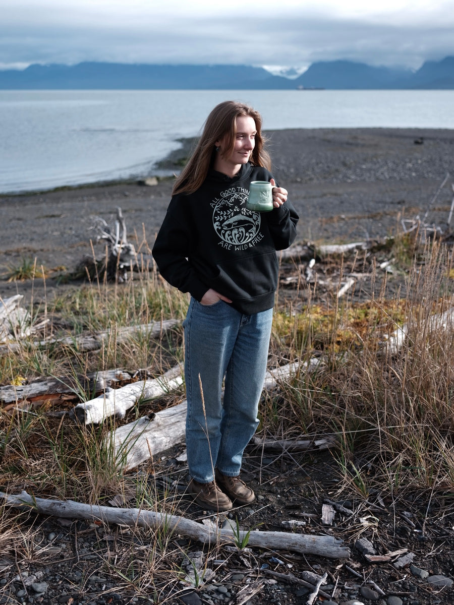 Wild & Free Pullover Hoodie - Evergreen