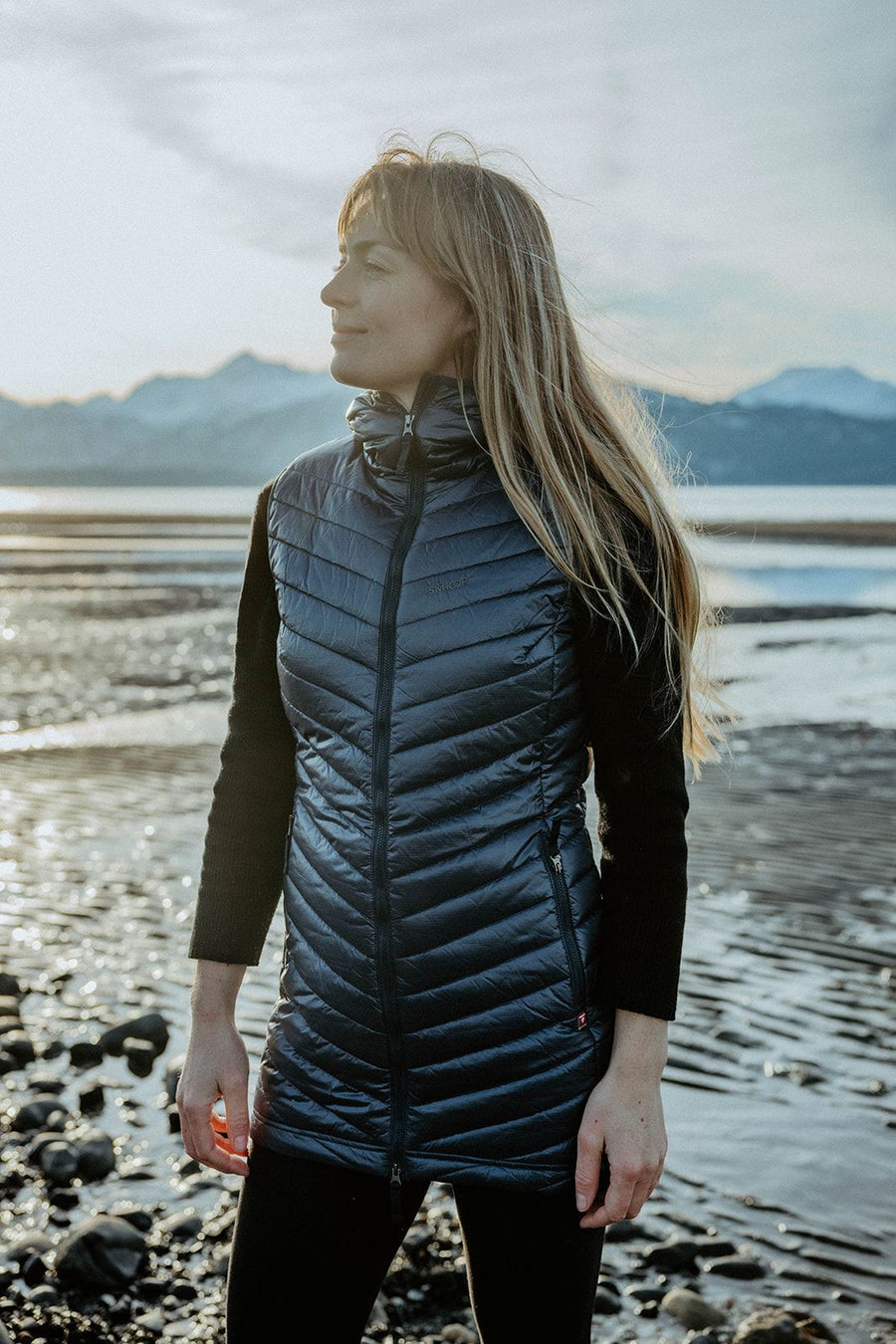 SKHOOP x Salmon Sisters - Limpet Vest (Navy)