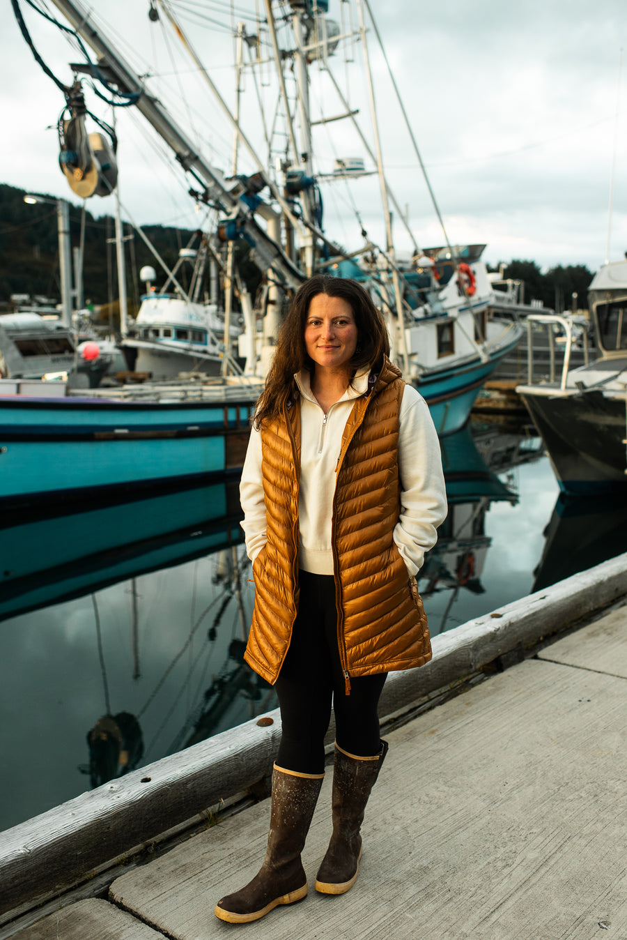 SKHOOP x Salmon Sisters - Limpet Vest (Amber)