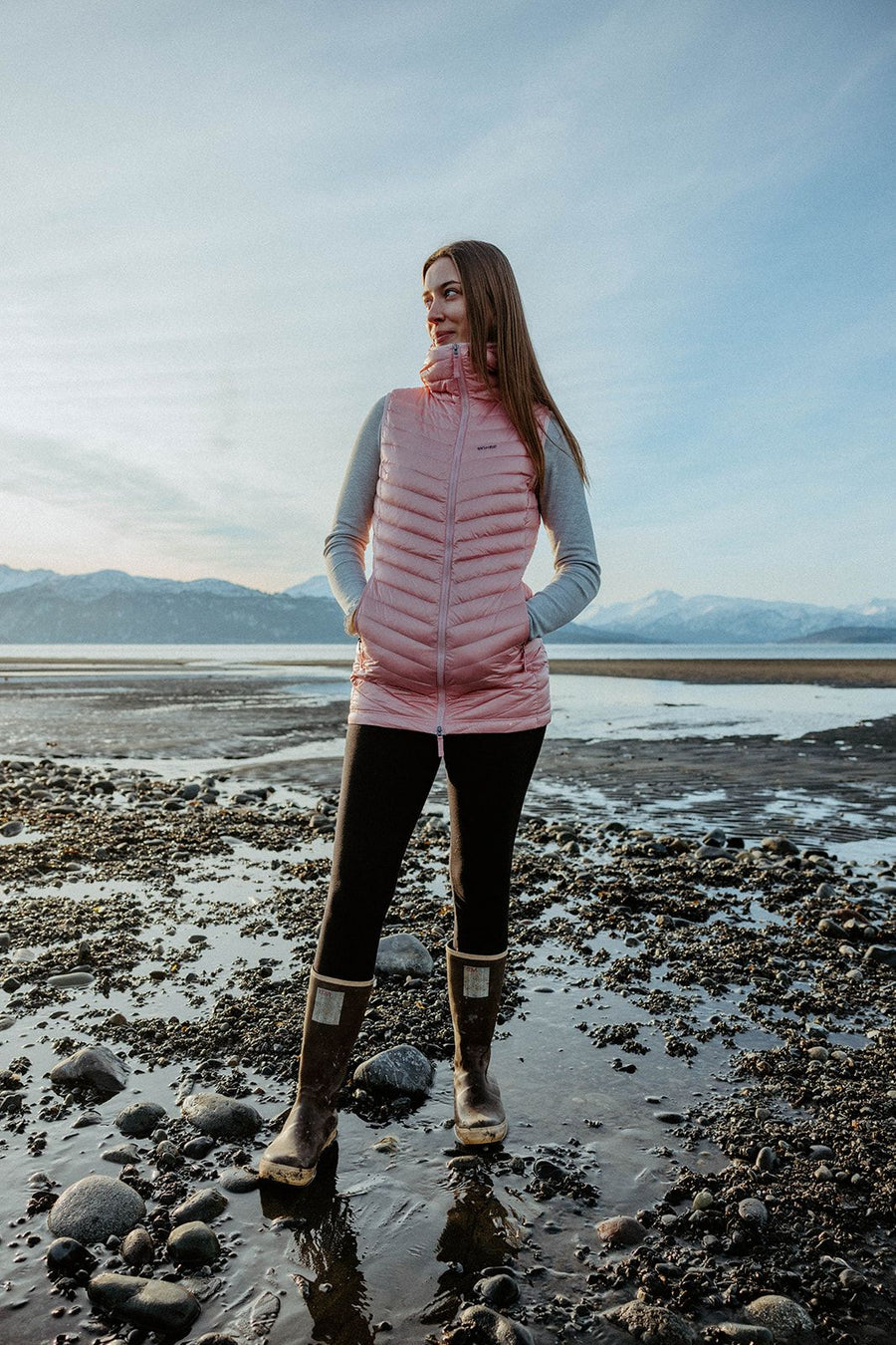 SKHOOP x Salmon Sisters - Sockeye Vest (Wild Pink)