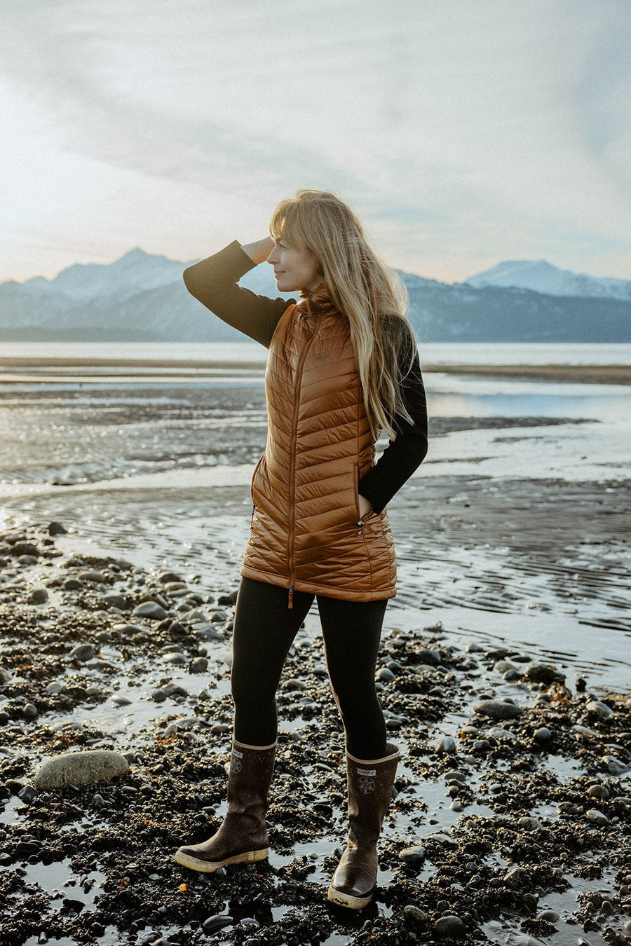 SKHOOP x Salmon Sisters - Limpet Vest (Amber)