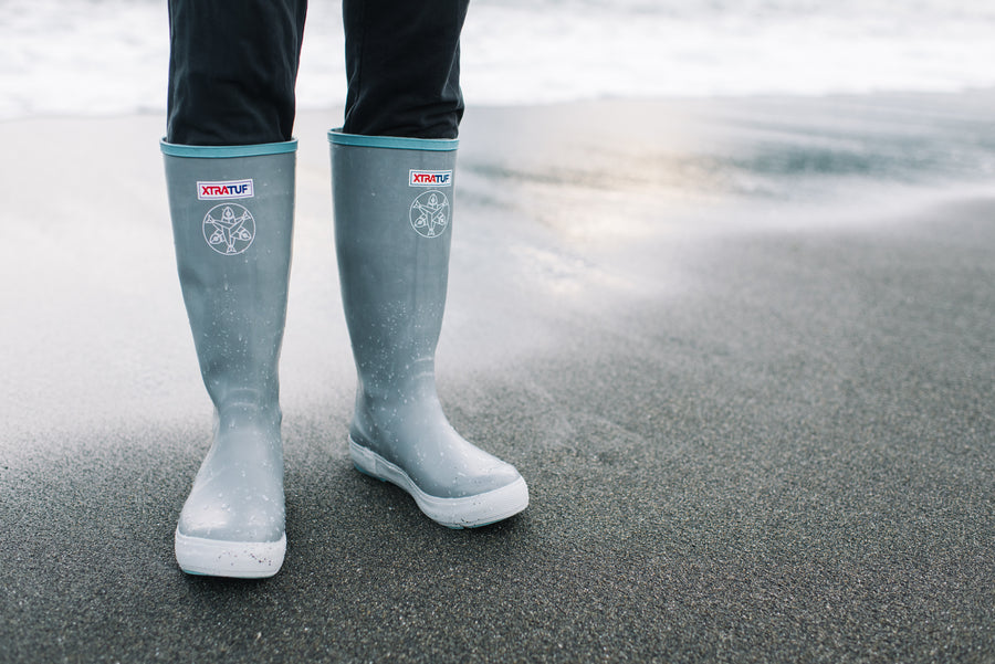 Sand Dollar 15" Legacy Boot – Salmon Sisters1